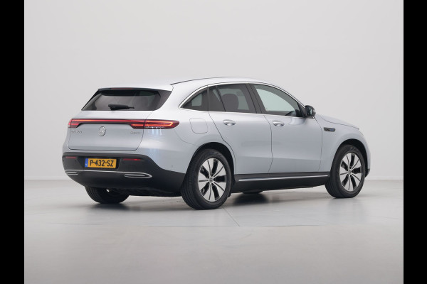 Mercedes-Benz EQC 400 4MATIC Premium 80 kWh 408pk Panorama Navigatie Stoelverwarming 360 Camera Ambientlight 333