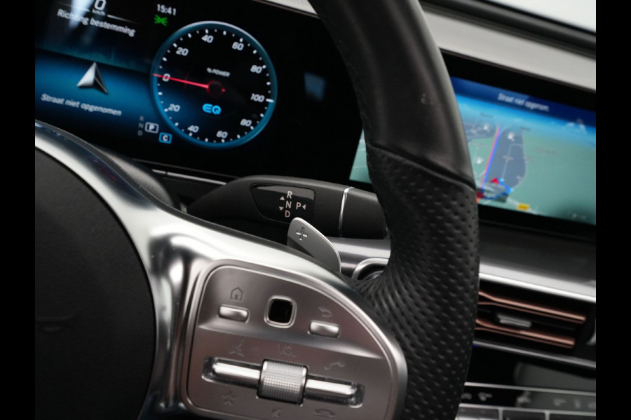 Mercedes-Benz EQC 400 4MATIC Premium 80 kWh 408pk Panorama Navigatie Stoelverwarming 360 Camera Ambientlight 333