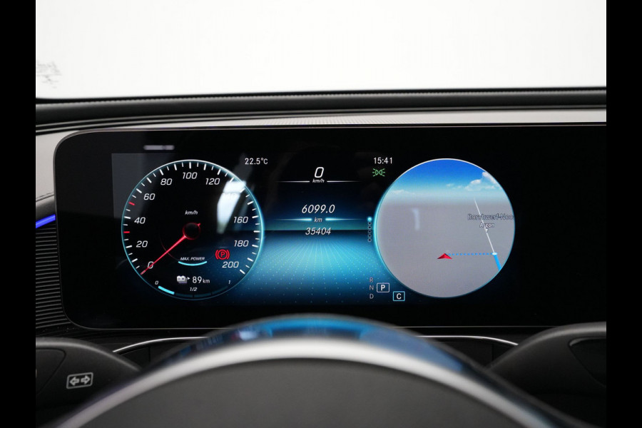 Mercedes-Benz EQC 400 4MATIC Premium 80 kWh 408pk Panorama Navigatie Stoelverwarming 360 Camera Ambientlight 333