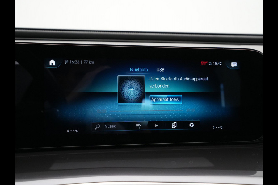 Mercedes-Benz EQC 400 4MATIC Premium 80 kWh 408pk Panorama Navigatie Stoelverwarming 360 Camera Ambientlight 333