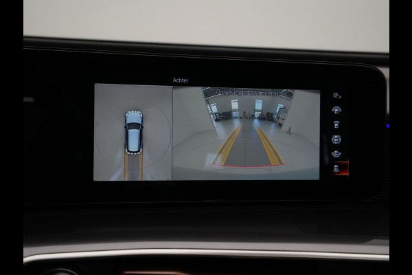 Mercedes-Benz EQC 400 4MATIC Premium 80 kWh 408pk Panorama Navigatie Stoelverwarming 360 Camera Ambientlight 333