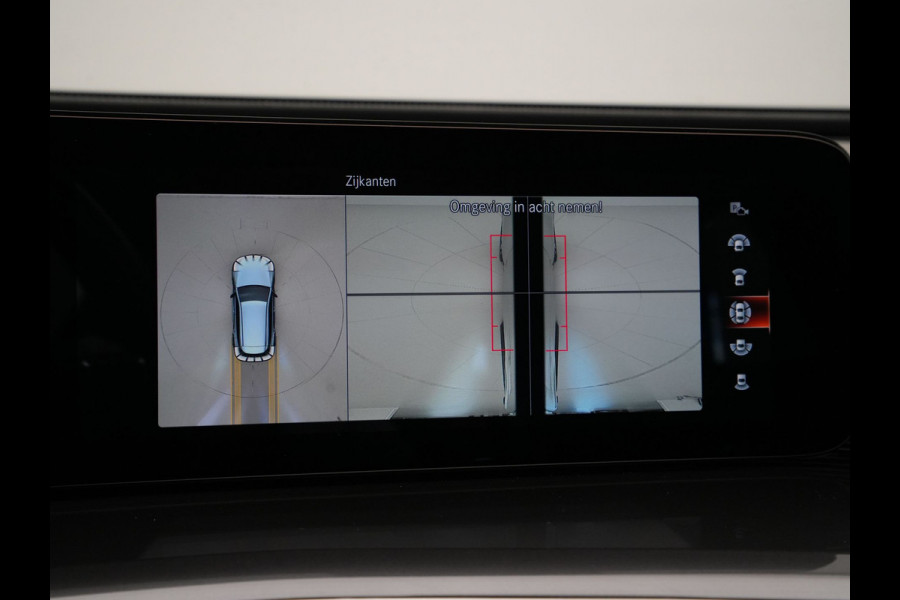 Mercedes-Benz EQC 400 4MATIC Premium 80 kWh 408pk Panorama Navigatie Stoelverwarming 360 Camera Ambientlight 333