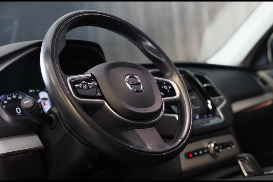 Volvo XC90 2.0 T8 Twin Engine AWD Momentum Pro / 7 Zitter / ACC / Lane Assist / 360 Camera / Leder / Navi / HK / Head Up / 20 Inch