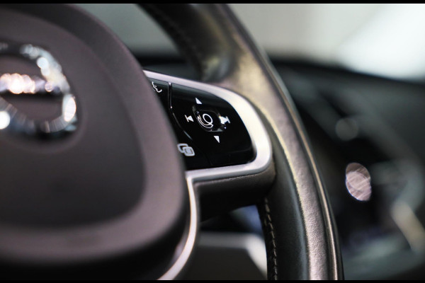 Volvo XC90 2.0 T8 Twin Engine AWD Momentum Pro / 7 Zitter / ACC / Lane Assist / 360 Camera / Leder / Navi / HK / Head Up / 20 Inch
