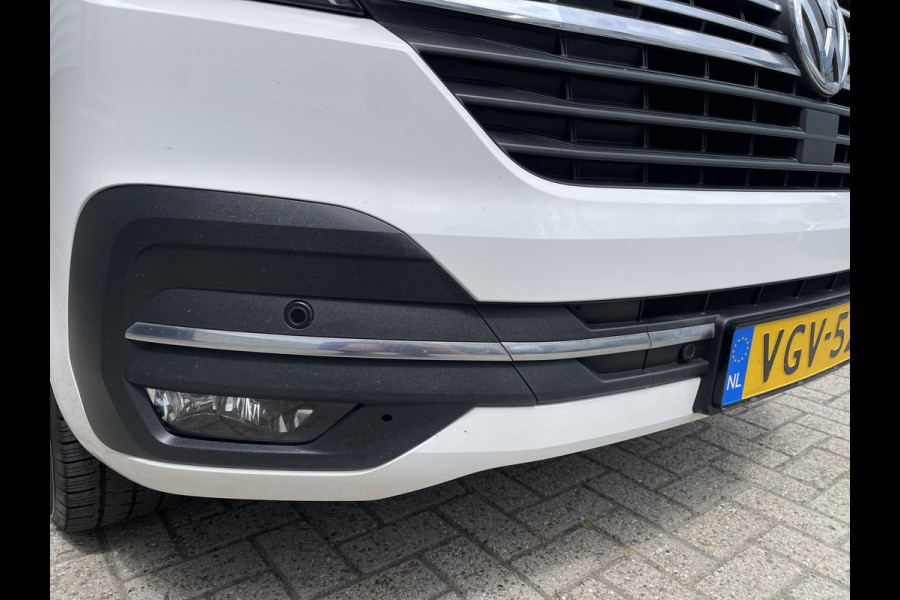Volkswagen Transporter 2.0 TDI DSG automaat L2H1 30 DC 5 persoons / vaste prijs rijklaar € 27.950 ex btw / lease vanaf € 456 / airco / cruise / navi / achterdeuren / euro 6 / bpm vrij !