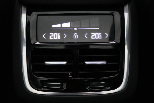 Volvo V60 2.0 T4 Momentum Pro Polestar Engineered Panoramadak, Head-Up, LED, Apple CarPlay, Lane Assist, Camera