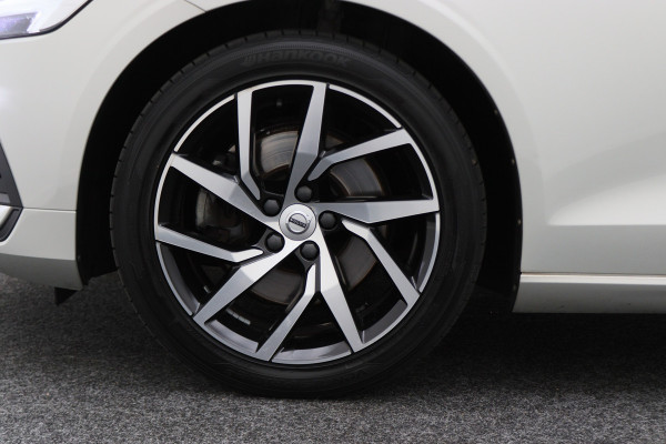 Volvo V60 2.0 T4 Momentum Pro Polestar Engineered Panoramadak, Head-Up, LED, Apple CarPlay, Lane Assist, Camera