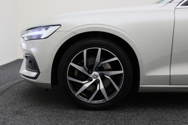 Volvo V60 2.0 T4 Momentum Pro Polestar Engineered Panoramadak, Head-Up, LED, Apple CarPlay, Lane Assist, Camera