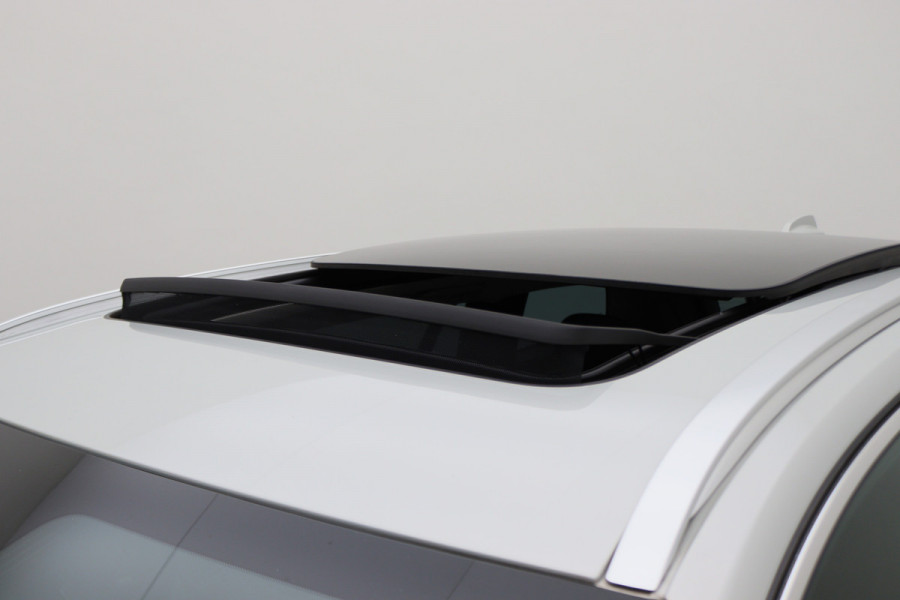 Volvo V60 2.0 T4 Momentum Pro Polestar Engineered Panoramadak, Head-Up, LED, Apple CarPlay, Lane Assist, Camera
