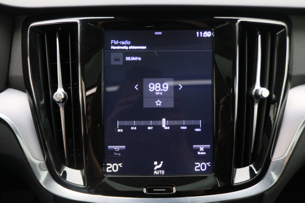 Volvo V60 2.0 T4 Momentum Pro Polestar Engineered Panoramadak, Head-Up, LED, Apple CarPlay, Lane Assist, Camera