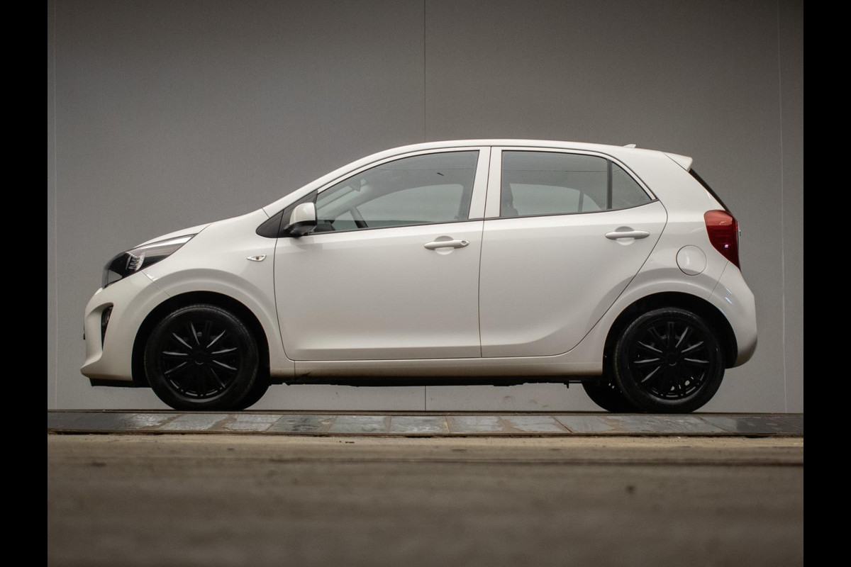 Kia Picanto 1.0 MPi ComfortPlusLine Sport (APPLE CARPLAY,NAVI,CAMERA,PDC,ELEKTRISCH PAKKET,DAB,SPORTSTOELEN,NETTE STAAT) Kia Picanto 1.0 MPi ComfortPlusLine Sport (APPLE CARPLAY,NAVI,CAMERA,PDC,ELEKTRISCH PAKKET,DAB,SPORTSTOELEN,NETTE STAAT)