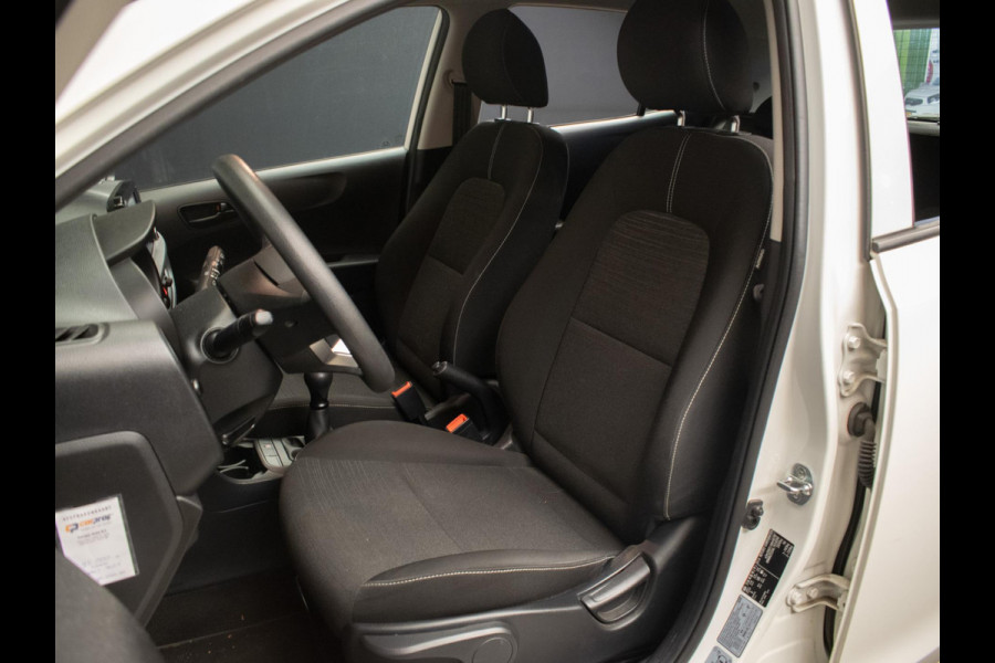 Kia Picanto 1.0 MPi ComfortPlusLine Sport (APPLE CARPLAY,NAVI,CAMERA,PDC,ELEKTRISCH PAKKET,DAB,SPORTSTOELEN,NETTE STAAT)