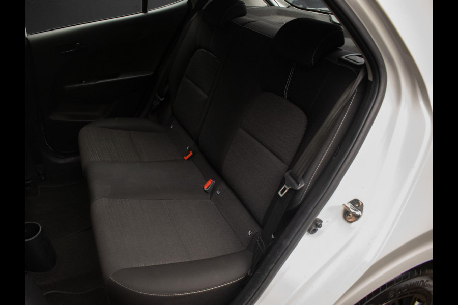 Kia Picanto 1.0 MPi ComfortPlusLine Sport (APPLE CARPLAY,NAVI,CAMERA,PDC,ELEKTRISCH PAKKET,DAB,SPORTSTOELEN,NETTE STAAT)
