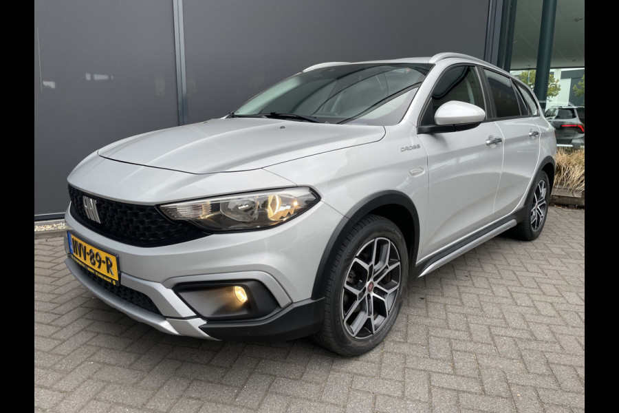 Fiat Tipo cross stationwagon 1.0 clima camera navigatie bluetooth 1.0 Cross Climate control -Cruise control - A-uitrijcamera - Navigatie - Bluetooth