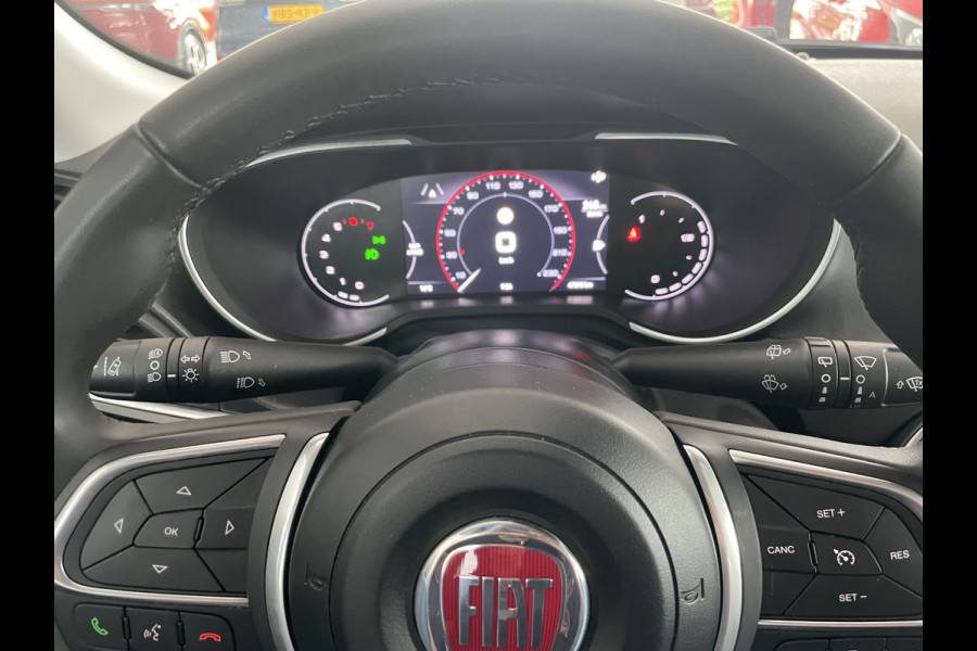 Fiat Tipo cross stationwagon 1.0 clima camera navigatie bluetooth 1.0 Cross Climate control -Cruise control - A-uitrijcamera - Navigatie - Bluetooth