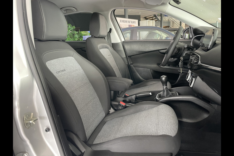 Fiat Tipo cross stationwagon 1.0 clima camera navigatie bluetooth 1.0 Cross Climate control -Cruise control - A-uitrijcamera - Navigatie - Bluetooth