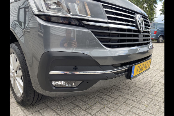 Volkswagen Transporter 2.0 TDI L2H1 30 DC 5 persoons / vaste prijs rijklaar € 27.950 ex btw / lease vanaf € 456 / grijs metallic / airco / cruise / Apple Carplay / lichtmetalen velgen / euro 6 / bpm vrij !