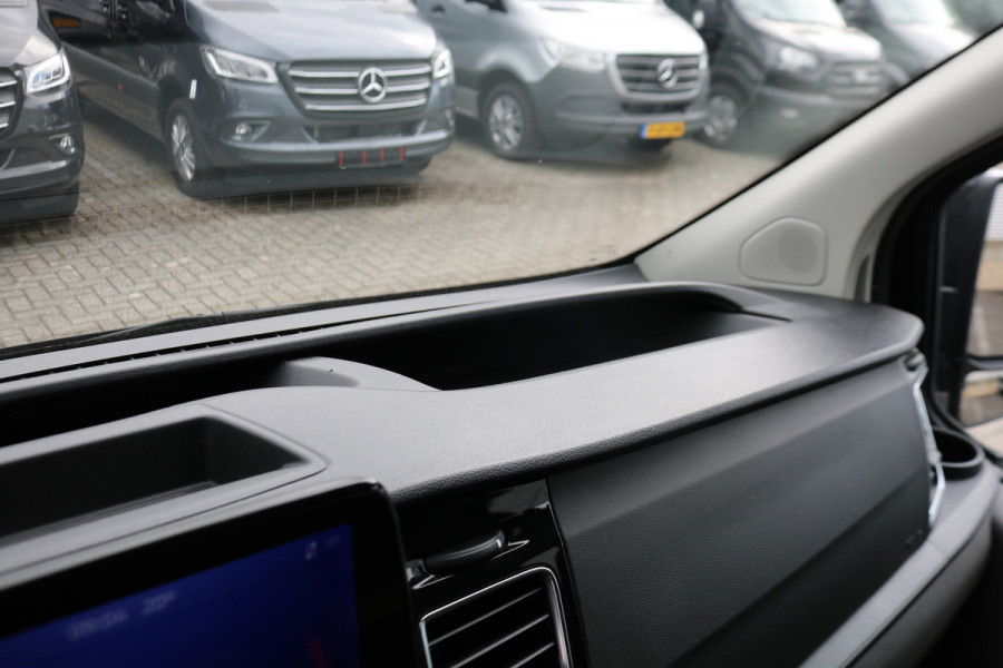 Ford Transit Custom 2.0 TDci L2 H1 Sport Airco Navigatie Camera 2.8T Trekhaak