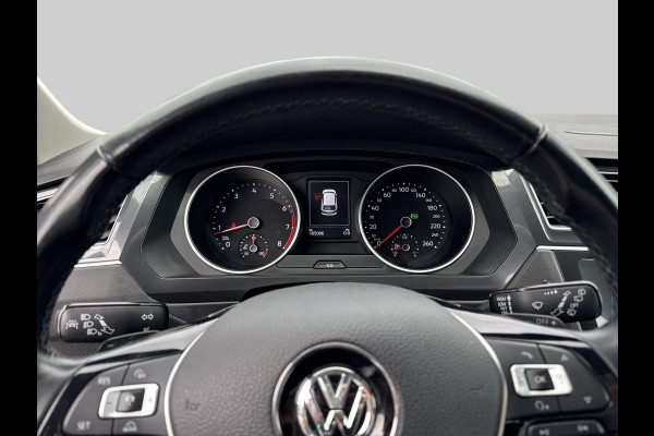 Volkswagen Tiguan 1.4 TSI ACT Highline | automaat // KEURIGE STAAT