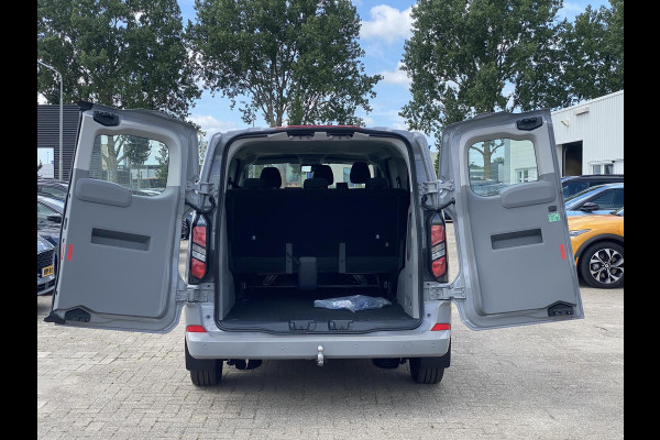 Ford Transit Custom 340 2.5 PHEV L2H1 Limited 233pk Zuid |  Kombi | Incl. BTW/BPM | Dubbele zijschuifdeur | Privacy Glass | Inklapbare trekhaak | 17 inch lichtmetalen velgen | Driver Assistance Pack Premium | Verwarmbaar stuurwiel