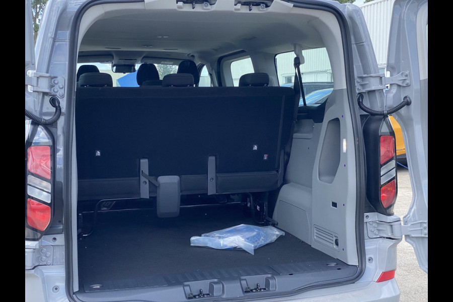 Ford Transit Custom 340 2.5 PHEV L2H1 Limited 233pk Zuid |  Kombi | Incl. BTW/BPM | Dubbele zijschuifdeur | Privacy Glass | Inklapbare trekhaak | 17 inch lichtmetalen velgen | Driver Assistance Pack Premium | Verwarmbaar stuurwiel