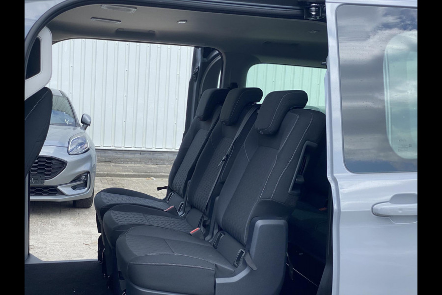 Ford Transit Custom 340 2.5 PHEV L2H1 Limited 233pk Zuid |  Kombi | Incl. BTW/BPM | Dubbele zijschuifdeur | Privacy Glass | Inklapbare trekhaak | 17 inch lichtmetalen velgen | Driver Assistance Pack Premium | Verwarmbaar stuurwiel