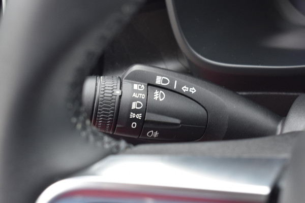 Volvo C40 Recharge Twin Ultimate 82 kWh 408 PK Woolblend | ACC | Pano Dak | Trekhaak | Stoel Stuur verwarming |360 Camera | 19 inch