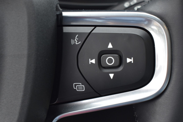 Volvo C40 Recharge Twin Ultimate 82 kWh 408 PK Woolblend | ACC | Pano Dak | Trekhaak | Stoel Stuur verwarming |360 Camera | 19 inch