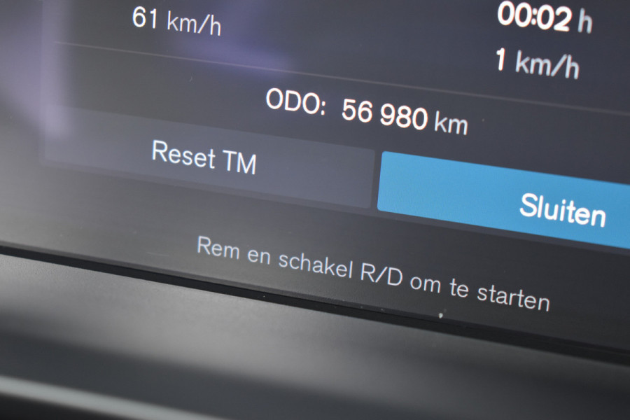Volvo C40 Recharge Twin Ultimate 82 kWh 408 PK Woolblend | ACC | Pano Dak | Trekhaak | Stoel Stuur verwarming |360 Camera | 19 inch