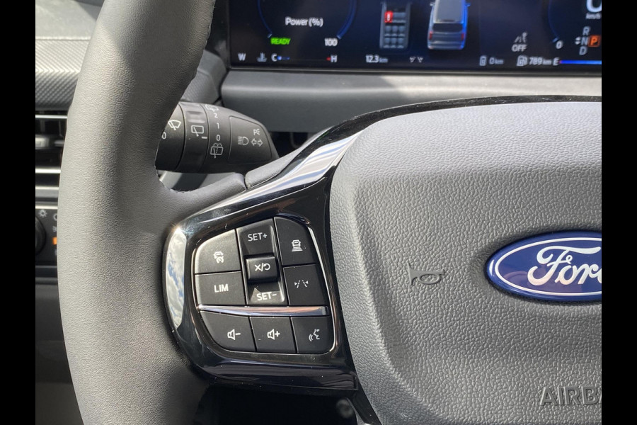 Ford Transit Custom 340 2.5 PHEV L2H1 Limited 233pk Zuid |  Kombi | Incl. BTW/BPM | Dubbele zijschuifdeur | Privacy Glass | Inklapbare trekhaak | 17 inch lichtmetalen velgen | Driver Assistance Pack Premium | Verwarmbaar stuurwiel