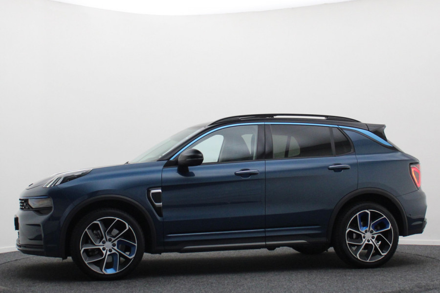 Lynk & Co 01 1.5 Plug-in Hybrid Automaat Two-Tone, 360° Camera, Panoramadak, ACC, Keyless, Navigatie, PDC, LED, 20''