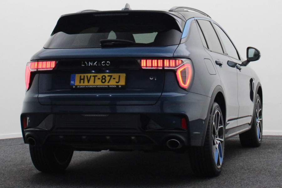Lynk & Co 01 1.5 Plug-in Hybrid Automaat Two-Tone, 360° Camera, Panoramadak, ACC, Keyless, Navigatie, PDC, LED, 20''