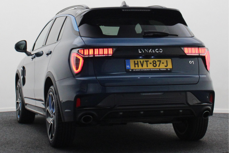 Lynk & Co 01 1.5 Plug-in Hybrid Automaat Two-Tone, 360° Camera, Panoramadak, ACC, Keyless, Navigatie, PDC, LED, 20''