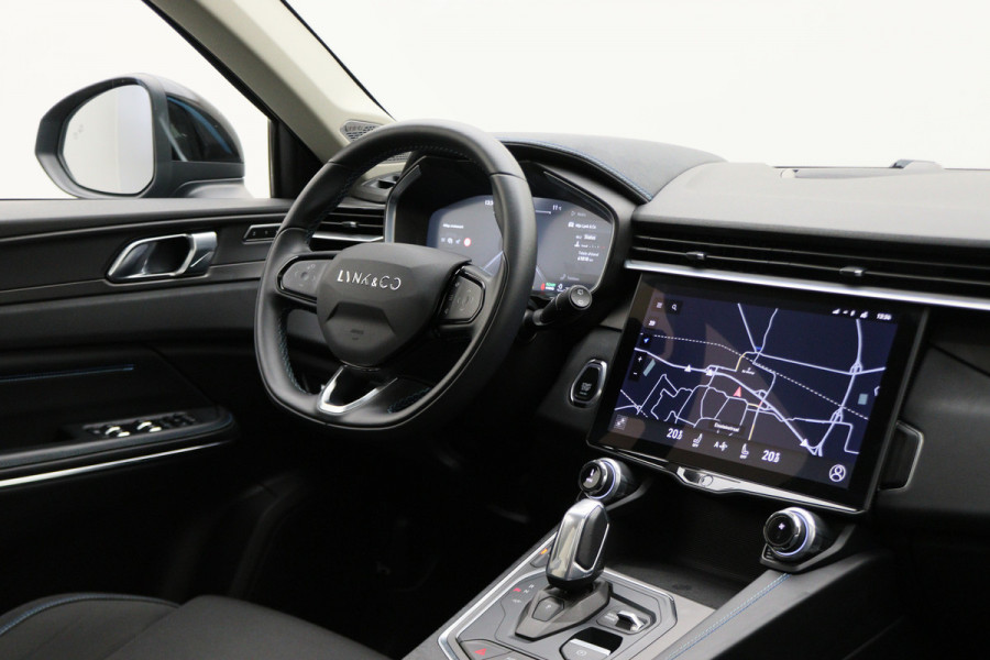 Lynk & Co 01 1.5 Plug-in Hybrid Automaat Two-Tone, 360° Camera, Panoramadak, ACC, Keyless, Navigatie, PDC, LED, 20''