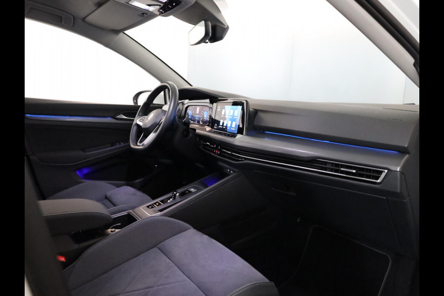 Volkswagen Golf 1.4 eHybrid Style 204 pk Automaat (DSG) | Navigatie | Parkeersensoren | Adaptieve cruise control | Stoelverwarming |