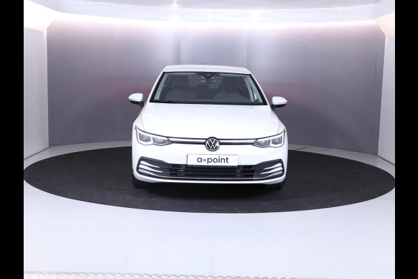 Volkswagen Golf 1.4 eHybrid Style 204 pk Automaat (DSG) | Navigatie | Parkeersensoren | Adaptieve cruise control | Stoelverwarming |