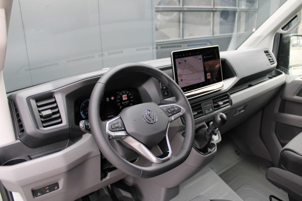 Volkswagen Crafter 35 2.0 TDI L4H3 Highline 177pk - Navi - Geveerde Stoelen - Adaptive Cruise - Blind Spot - Camera - Trekhaak - LM velgen - Rijkla