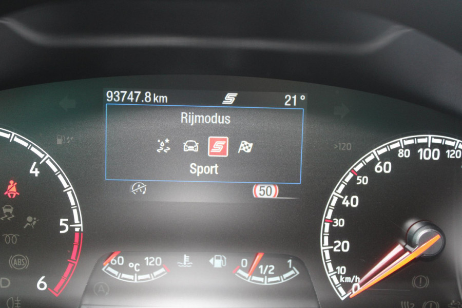 Ford FOCUS Wagon 2.0 EcoBlue ST 190pk diesel | Wegklapbare trekhaak | Adaptive cruise control | Winter Pack | Adaptive LED | Head up Display | Bang&Olufsen |  1.800 kg trekgewicht