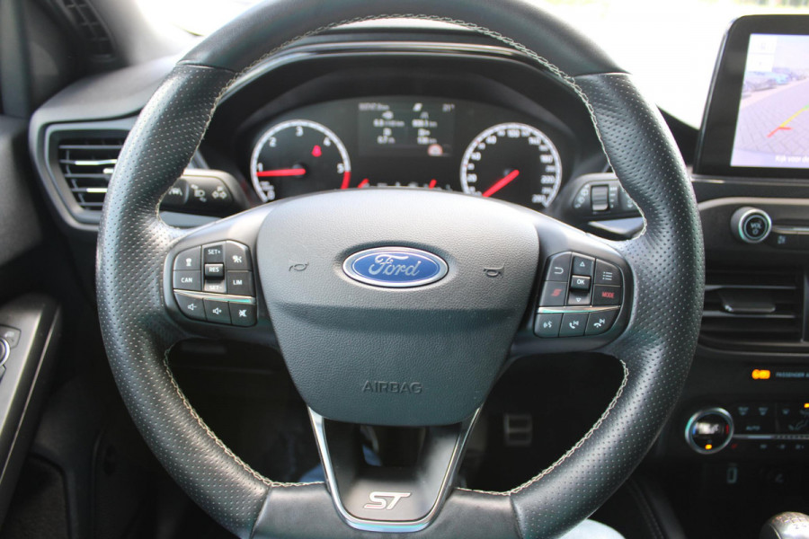 Ford FOCUS Wagon 2.0 EcoBlue ST 190pk diesel | Wegklapbare trekhaak | Adaptive cruise control | Winter Pack | Adaptive LED | Head up Display | Bang&Olufsen |  1.800 kg trekgewicht