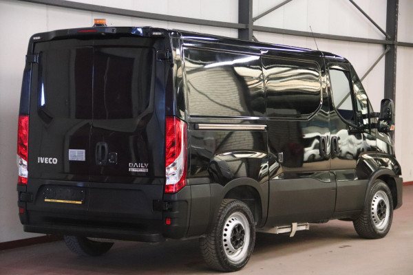 Iveco Daily 35C16 2.3 160PK L1H1 AUTOMAAT