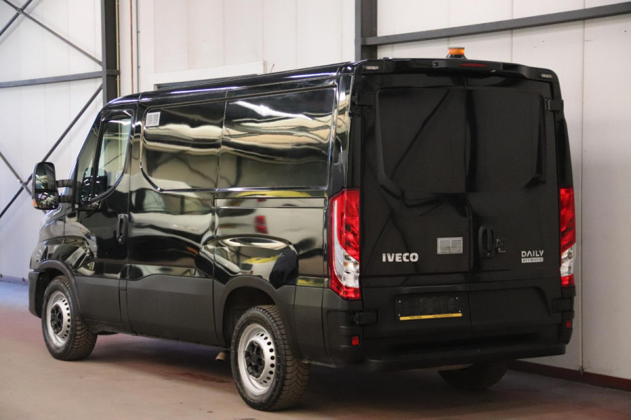 Iveco Daily 35C16 2.3 160PK L1H1 AUTOMAAT