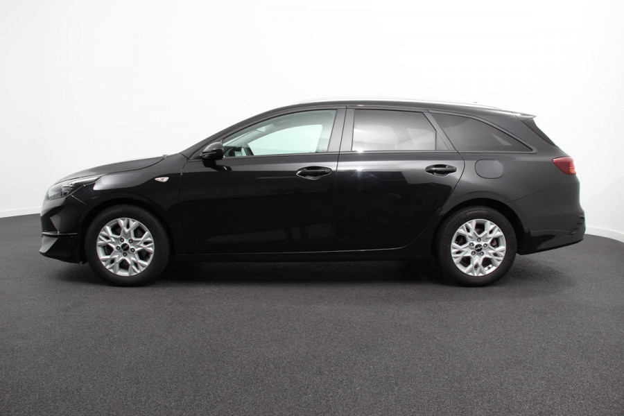 Kia Ceed Sportswagon 1.0 T-GDi 101pk Prestige Navigatie Apple Carplay/Android Auto Camera Stoel- en stuurverwarming Cruise Control Climate Control Start/Stop systeem Getinte ramen
