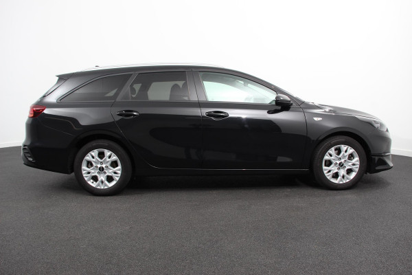 Kia Ceed Sportswagon 1.0 T-GDi 101pk Prestige Navigatie Apple Carplay/Android Auto Camera Stoel- en stuurverwarming Cruise Control Climate Control Start/Stop systeem Getinte ramen