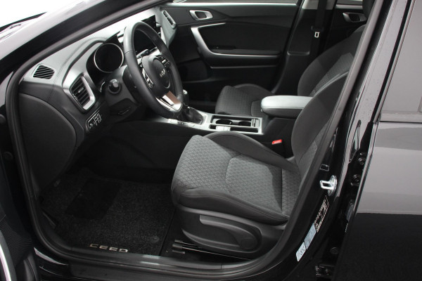 Kia Ceed Sportswagon 1.0 T-GDi 101pk Prestige Navigatie Apple Carplay/Android Auto Camera Stoel- en stuurverwarming Cruise Control Climate Control Start/Stop systeem Getinte ramen