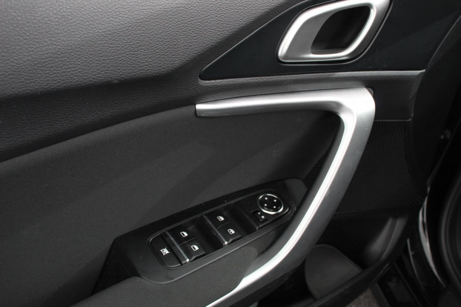 Kia Ceed Sportswagon 1.0 T-GDi 101pk Prestige Navigatie Apple Carplay/Android Auto Camera Stoel- en stuurverwarming Cruise Control Climate Control Start/Stop systeem Getinte ramen