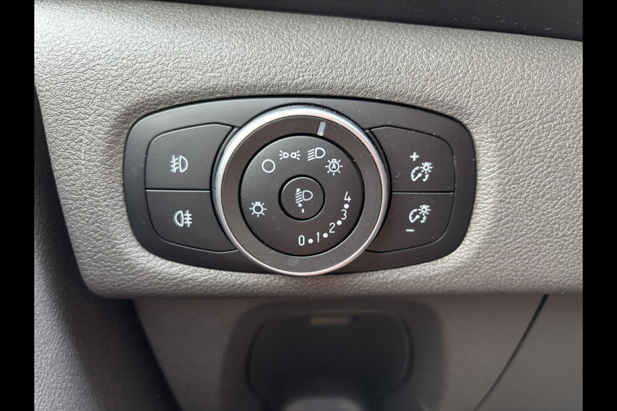 Ford Transit Custom 300 2.0 TDCI L2H1 Limited*AUTOM*NAVI*A/C*CRUISE*3P