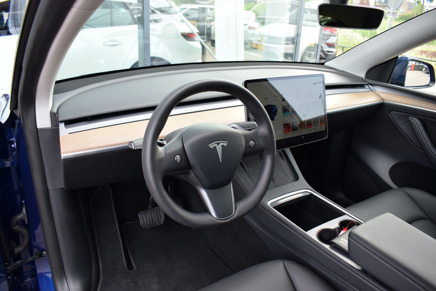 Tesla Model Y Long Range AWD 75 kWh | SOH: 93,6% | Achterbank verw. | Stuurverwarming