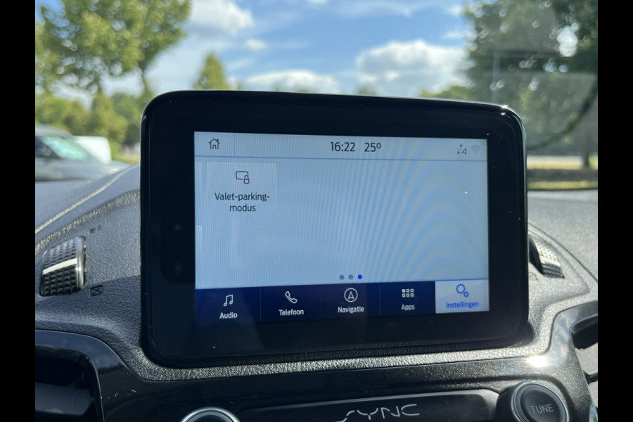 Ford Transit Connect 1.5 EcoBlue L2 Limited 120pk/88kW Automaat | Navigation Pack | Achteruitrijcamera | Keyless Entry & Start | Stoelverwarming | Climate Control | Apple Car Play / Android Auto | etc. etc.