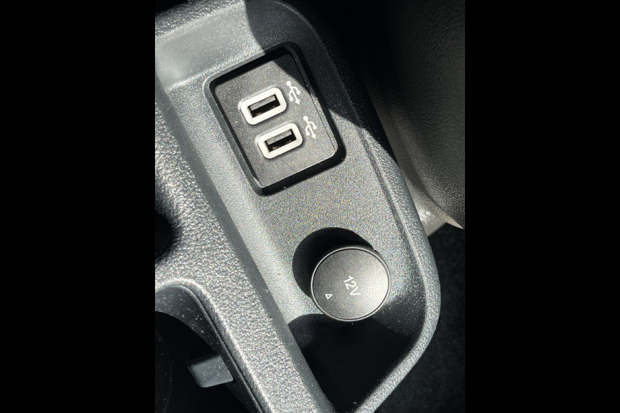 Ford Transit Connect 1.5 EcoBlue L2 Limited 120pk/88kW Automaat | Navigation Pack | Achteruitrijcamera | Keyless Entry & Start | Stoelverwarming | Climate Control | Apple Car Play / Android Auto | etc. etc.