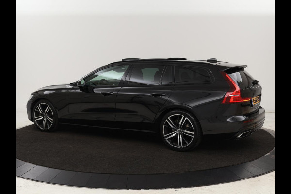 Volvo V60 2.0 T4 R-Design | Panoramadak | Stoelverwarming | Head-Up | Camera | Carplay | Half leder | Adaptive cruise | Navigatie | Memory | Full LED